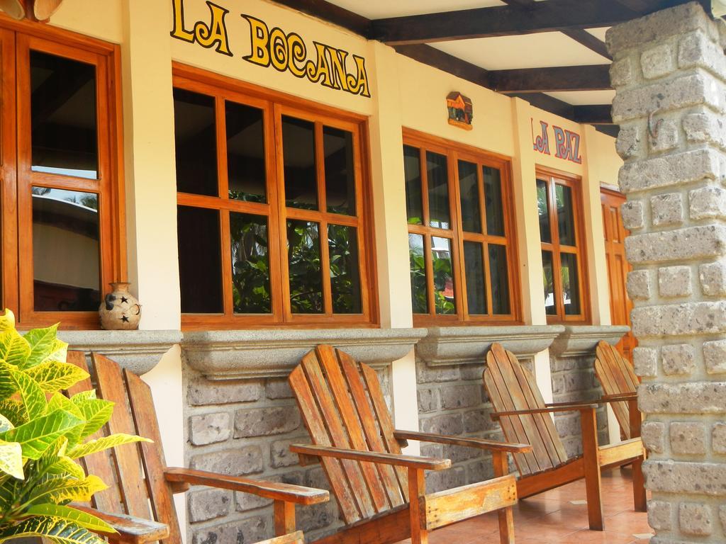 Punta Roca Surf Resort La Libertad Szoba fotó