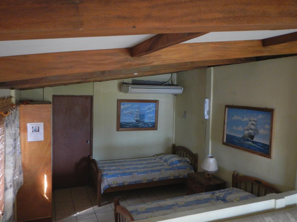 Punta Roca Surf Resort La Libertad Szoba fotó
